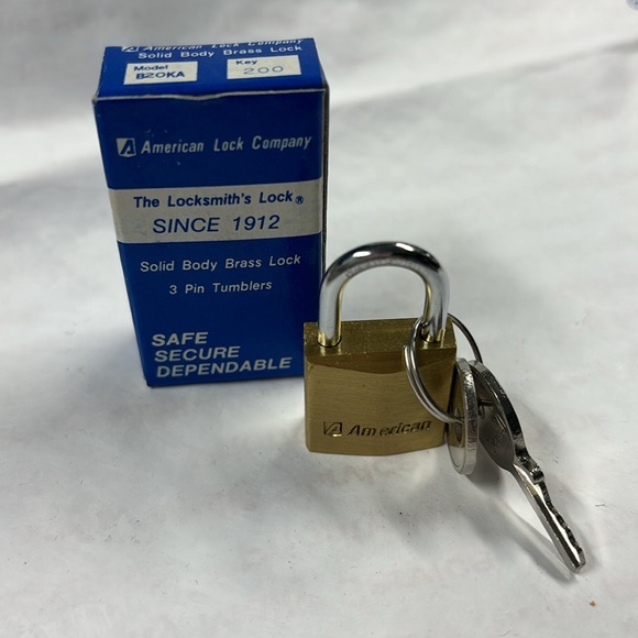 Luggage Padlock (1) with keys(2) - Picture 3 of 4